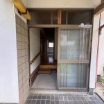 (玄関)